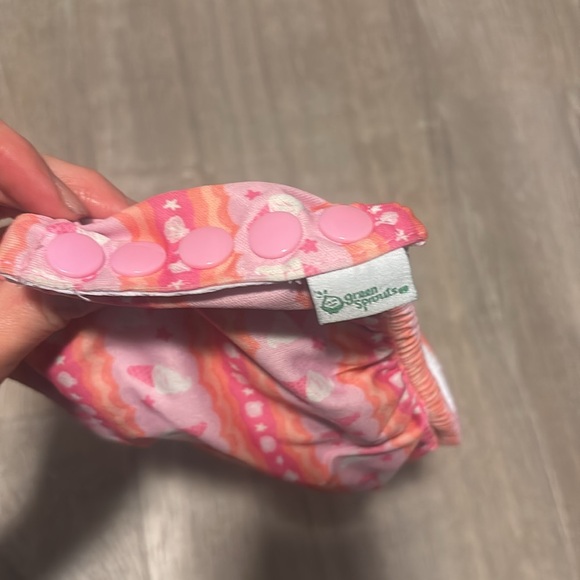 Green sprouts Ice cream water diaper size 18M EUC - Picture 3 of 6